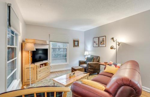 Richfield House | 7 Mi to Downtown Minneapolis: Home w/Fire Pit!