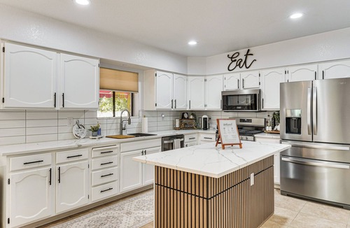 Tucson Cottage | 7 Mi to Sabino Canyon: Poolside Oasis w/Mtn Views