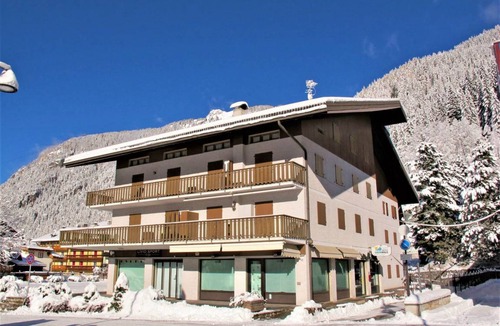 Canazei Apartment | 70 m² Apartment ∙ 2 bedrooms ∙ 6 guests
