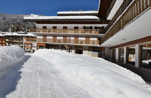 Canazei Apartment | 70 m² Apartment ∙ 2 bedrooms ∙ 6 guests