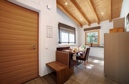 Rifiano Ski Chalet | 70 m² Chalet ∙ 2 bedrooms ∙ 5 guests