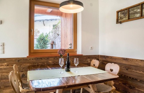 Rifiano Ski Chalet | 70 m² Chalet ∙ 2 bedrooms ∙ 6 guests