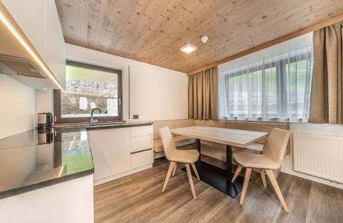La Villa Apartment | 70 m² Serviced apartment ∙ 2 bedrooms ∙ 6 guests
