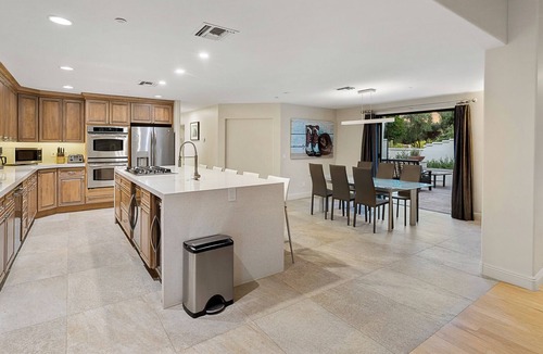 Central Scottsdale House | 7BR Scottsdale Estate w/Pickleball, Heated Pool, Spa, Guest House & Gym