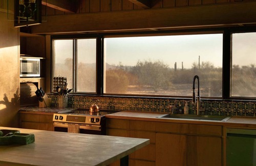 Tucson House | 8-acre desert retreat with amazing views, private outdoor living, AC & W/D