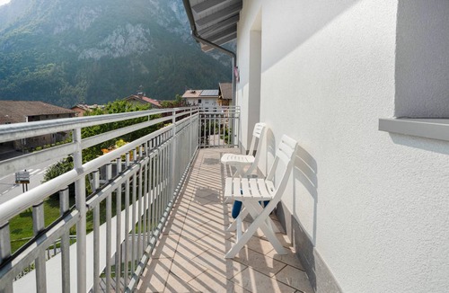 Dorsino Apartment | 85 m² Apartment ∙ 2 bedrooms ∙ 6 guests