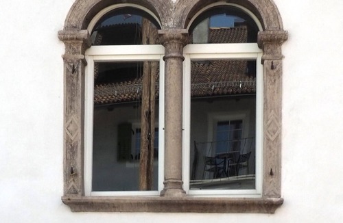 Caldaro Sulla Strada del Vino Apartment | A private holiday apartment housed in a 17th century building.