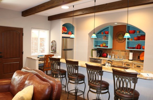 Bear Canyon Hills House | A very, very, very fine house!