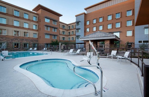Scottsdale Apartment | Accessible King Studio w/Tub | Free Breakfast