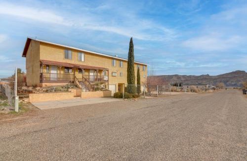 Big Water House | Adventure Base 4 Near Lake Powell