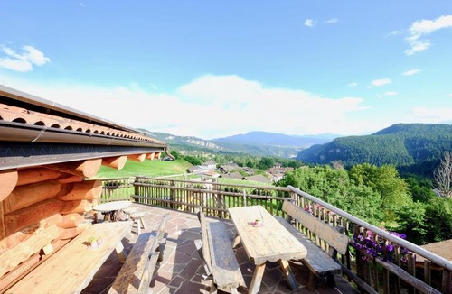 Senale San Felice House | Agriturismo Reinhof