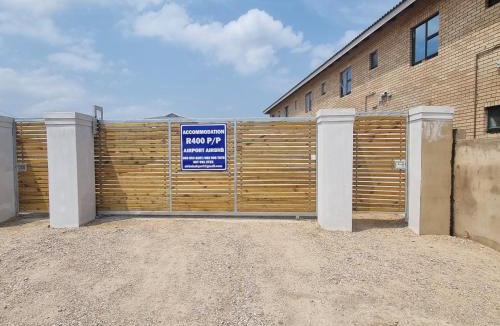 Richards Bay Cabin | Airport Airbnb