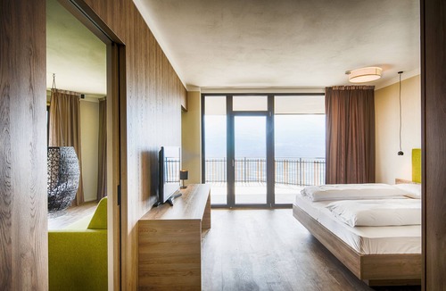 Termeno Sulla Strada del Vino Hotel | Albergo Plattenhof