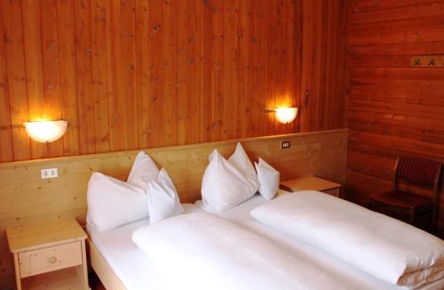 Corvara in Badia Hotel | Albergo Alisander