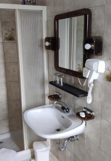 Drena Hotel | Albergo Drena