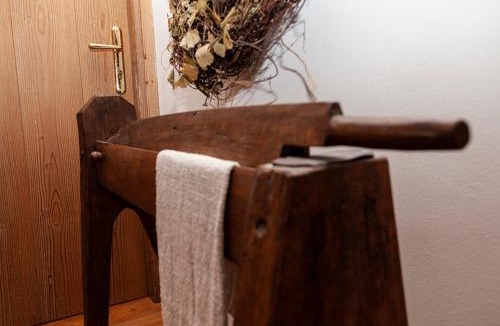 Mezzano Bed & Breakfast | Albergo Lozen
