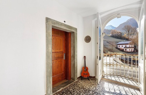 Lorenzago di Cadore Apartment | Albergo Trieste – Room '6' with Mountain View and Wi-Fi