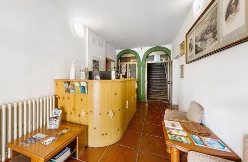 Lorenzago di Cadore House | Albergo Trieste - Lorenzago