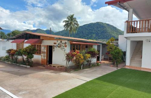 San Ramon Hotel | Albergue Schuler