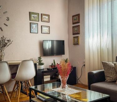 Shkoder Apartment | All Seasons Apartments - Free Parking & City Center