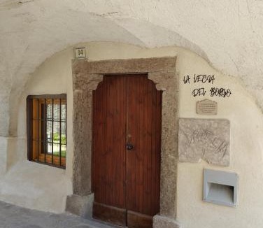 Dorsino Apartment | Alloggio Turistico LA VECIA DEL BORGO