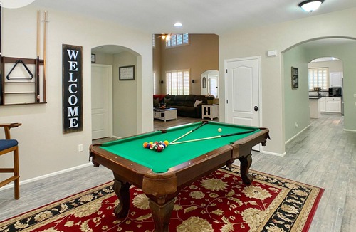 San Tan Valley House | AMAZING 5 BR 3 BA PRIVATE HEATED SALT WATER POOLSIDE RETREAT!