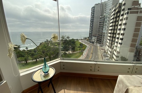 Santa Cruz Apartment | Amazing Ocean View Apartment w/Pool