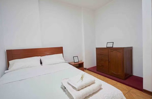 El Recreo Apartment | Amplio y en Céntrica Urbanización, segundo piso