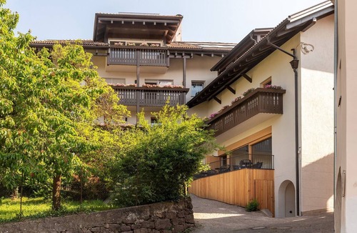 Trodena Apartment | Apartment 'Smart 5' with Balcony and Breakfast Included - new 2026