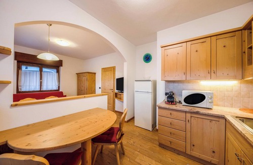 Castello-Molina di Fiemme Apartment | Apartment "La Pratolina" with Mountain View, Terrace & Garden