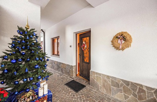 Castello-Molina di Fiemme Apartment | Apartment "La Pratolina" with Mountain View, Terrace & Garden