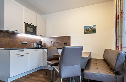 San Giovanni Apartment | Apartment "Residence Griesfeld 45" with Mountain View, Shared Pool & Wi-Fi