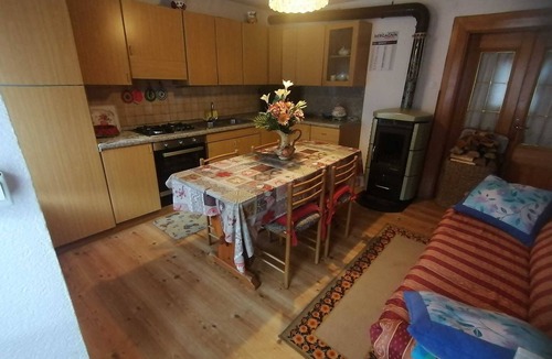 Santo Stefano di Cadore Apartment | Apartment 'Val Visdente 2' with Mountain View, Shared Garden and Wi-Fi