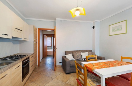 Santo Stefano di Cadore Apartment | Apartment 'Residence Le Ante - Piano Terra' with Mountain View, Shared Garden and Balcony