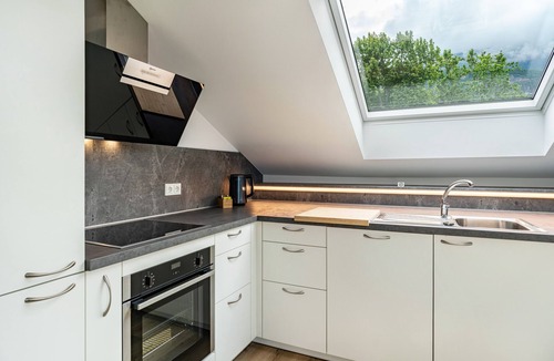 Auer Apartment | Apartment '1' with Mountain View, Wi-Fi and Air Conditioning