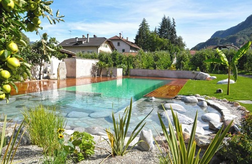 Nalles Apartment | Apartment "1SZ Kaiser Al Kreuzwegerhofnals" with Mountain View, Pool, Balcony & Garden