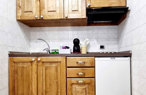 Pinzolo Apartment | Apartment 'Adamello 10' with Wi-Fi