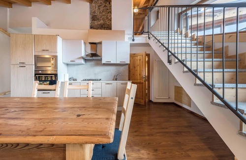 Canale di Tenno Apartment | Apartment "Agriturismo Al Gallo Nero La Torre" near Lake Garda with Garden