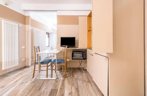 Canale di Tenno Apartment | Apartment Agriturismo "Al Gallo Nero Miele" near Lake Garda with Mountain View & Terrace