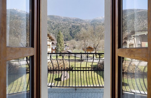 Borzago Apartment | Apartment 'Al Bot' with Mountain View, Balcony and Wi-Fi