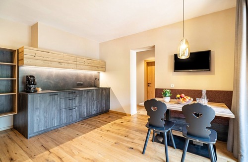 Racines Apartment | Apartment 'Alpenspitz Jaufen' with Mountain View, Shared Garden & Wi-Fi