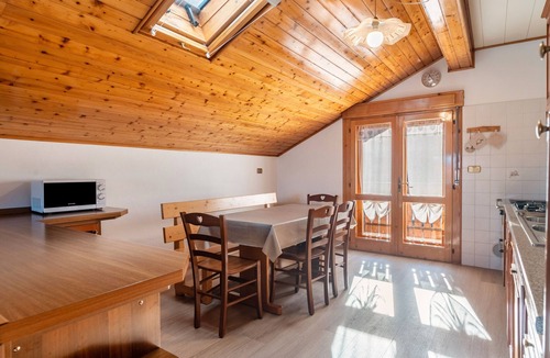 Spormaggiore Apartment | Apartment 'Appartamento Maurizio' with Mountain View, Private Garden and Wi-Fi