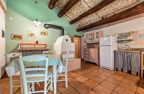Ala Apartment | Apartment 'Appartamento Del Contadino' with Mountain View and Shared Garden