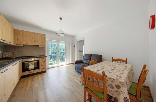 San Pietro di Cadore Apartment | Apartment 'Blu' with Mountain View, Private Terrace and Wi-Fi
