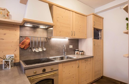 Andalo Apartment | Apartment "Bazzanella 1" with Mountain View, Garden & Wi-Fi