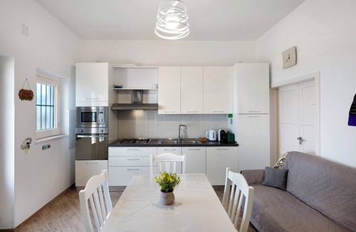 Agerola Apartment | Apartment 'Bella Veduta Luna' with Sea and Mountain View, Wi-Fi and Air Conditioning