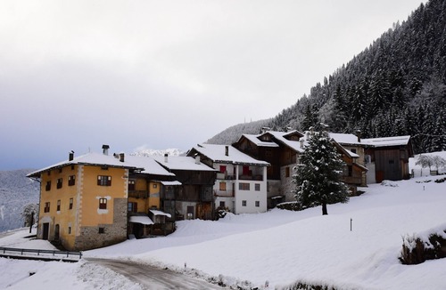 Pracorno Apartment | Apartment 'Bilocale 2' with Shared Garden and Wi-Fi