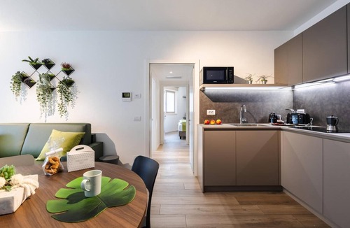 Nago-Torbole Apartment | Apartment 'Boutique Blue' with Balcony, Wi-Fi and Air Conditioning