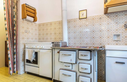Fontana Nuova-Bevia Apartment | Apartment 'Casa Al Sole' with Mountain View, Balcony and Wi-Fi