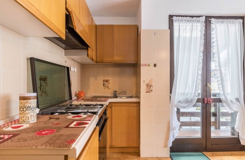 Baselga di Pine Apartment | Apartment 'Casa Ravanelli 2' with Mountain View and Balcony